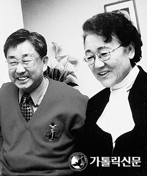 꽃동네 현도사회복지대 졸업 앞둔 심재기·이인복 교수 부부