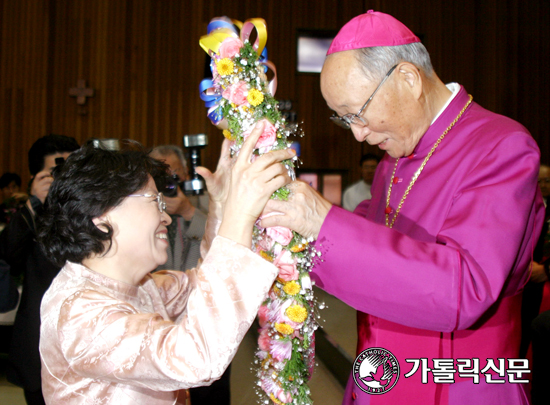 김옥균 주교 금경축·팔순기념미사