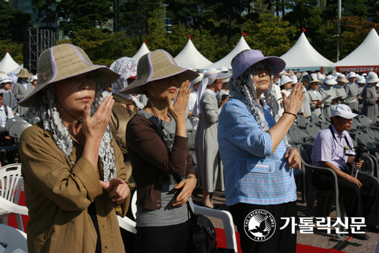 [103위 시성 25주년 기념] “이 땅에 순교자 보내신 하느님께 감사”