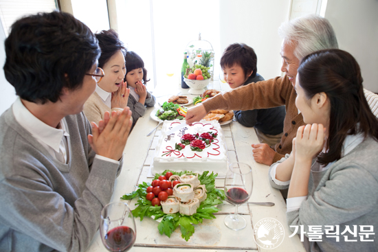 [우리아이 밥상머리 교육] (1) 하느님은 창의력 계발의 원동력