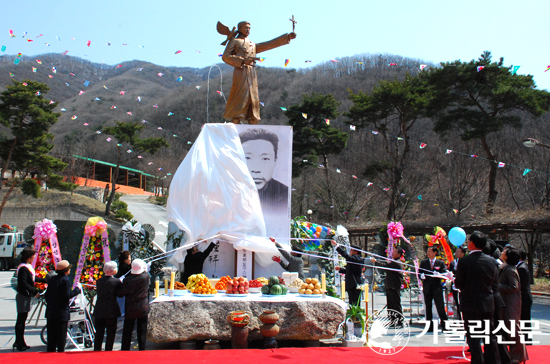 [안중근 토마스 순국 100주년] 오로지종합복지원, ‘안중근 장군 동상’ 제막식