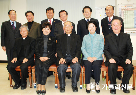 이병호 주교, 전북 신자 국회의원 초청 간담회