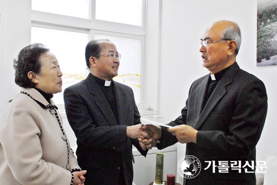 한의열 신부, 인천교구에 3000만 원 봉헌