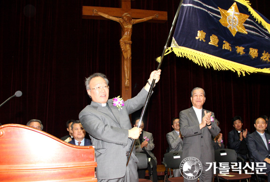 서울 동성고등학교장 취임한 박일 신부