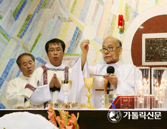 인천교구 이수일 신부 은퇴미사