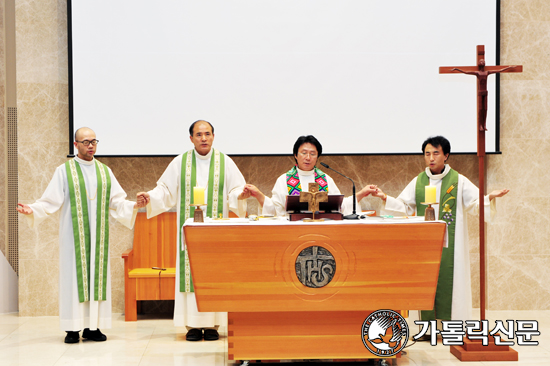 예수회, 4개월간 봉헌한 ‘월요 시국미사’ … ‘불을 놓는 불씨’ 월례미사로 전환