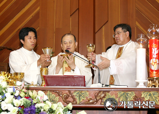 서울대교구 황흥복 신부, 은퇴 감사미사 봉헌