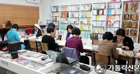  성바오로수도회 독서치료 프로그램 ‘마음으로 책읽기’