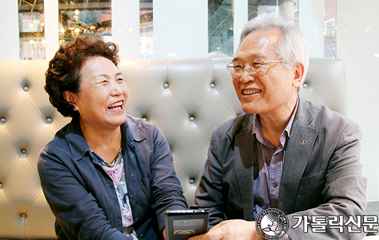 [가정지킴이를 찾아서] ‘대화 문화’ 이끄는 부부의 날 제안, 윤갑구·김부희 부부