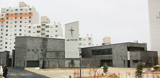 [새 성당 봉헌 축하합니다] 부산교구 언양 성야고보본당