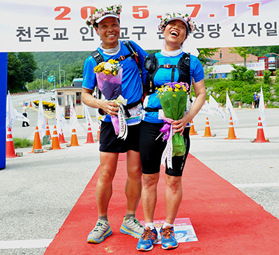 울트라마라톤 그랜드슬램 2회 달성, 시각장애인 김미순 씨 부부