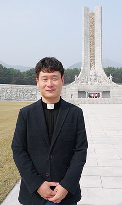 [위령성월에 만난 사람] 국립대전현충원 전담 임종택 신부