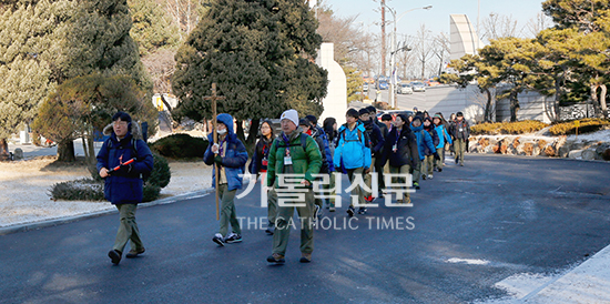 한국가톨릭스카우트, 미리내길 도보순례하며 이동야영