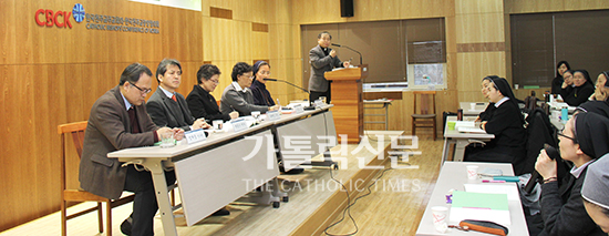 ‘한국 여자 수도회 봉헌생활 현실과 쇄신 방향’ 심포지엄