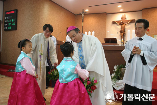 수원교구장 이용훈 주교, 동판교본당 사목방문