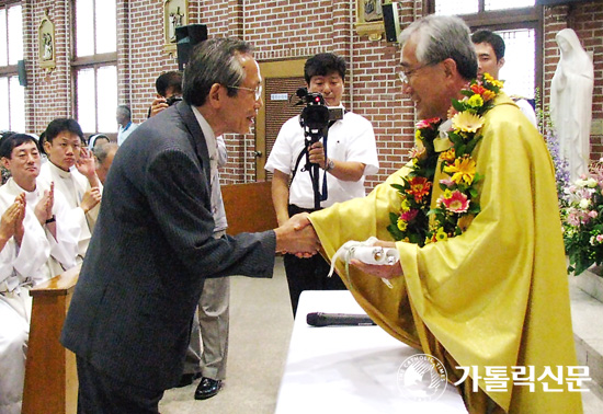 수원교구 평택대리구장 김화태 신부 사제서품 30주년 기념미사