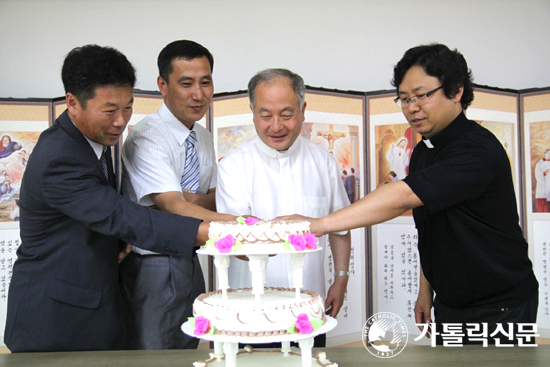 수원교구 최덕기 주교 영명축일 축하행사