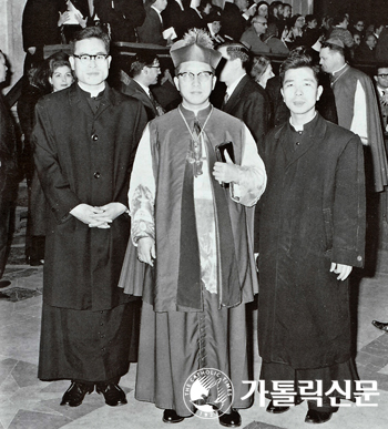 [2013년 수원교구 설정 50주년 특집] 초대교구장 윤공희 대주교에게 듣는다 (6) 제2차 바티칸공의회 참석