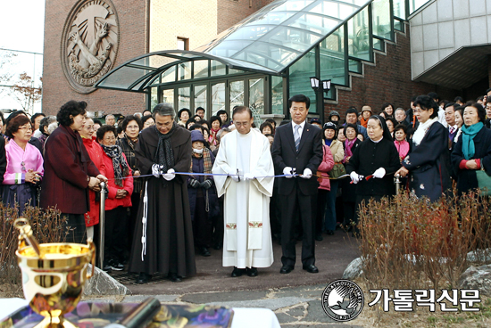 수원교구 세류동본당 십자가의 길 축복