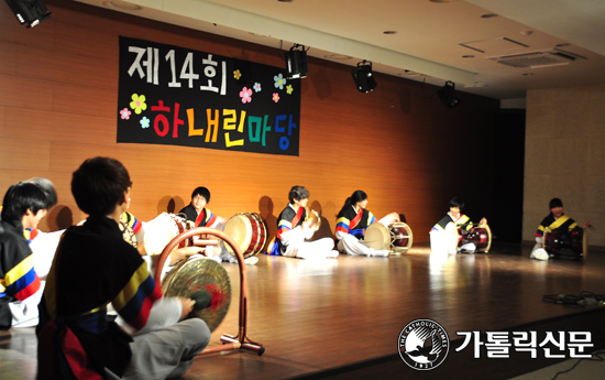 수원교구 권선동·중앙본당 청소년 축제 성황