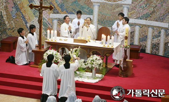 수원대리구 율전동본당 설립 25주년 감사미사