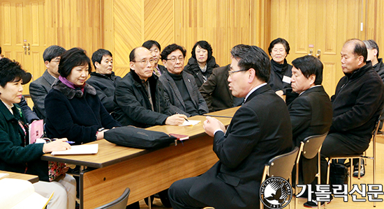 수원 천지의 모후 레지아, 꼬미시움·꾸리아 단장 교육