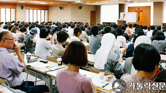 수원교구 복음화국, 교황 방한 기념 복음화학교 개강