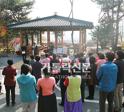 경기도 광주 ‘작은 안나의 집’, 쉼터 ‘야고보 주막’ 축복 