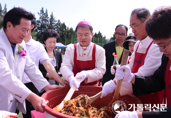 수원교구 군포·대학동본당 25주년 기념행사…신앙체험 발표 등 다채