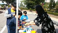 수원교구 망포동예수성심본당 초등부, 벼룩시장 열어 해외선교 후원