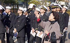 신달자 시인, 제주함 장병들과 ‘인문소풍’