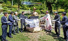 대구·안동교구 공동, 문경 여우목교우촌과 성 이윤일 반신상 축복