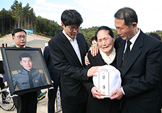 故 김훈 중위 대전현충원 안장, 19년만에 순직 인정 받아