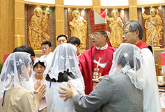 수원교구 성령 강림 대축일 ‘견진성사’ 