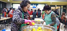 수원교구 초월본당, 건축기금 마련 유자차 만들기 축제