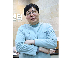 빛을 맞이하는 사람들 (상) 서울 성모아이센터 박경진 원장