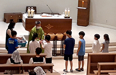 서울 장한평본당, 온라인 교리 참여 학생들 격려