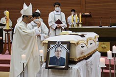 [경갑룡 주교 선종] 삶과 신앙, 발자취·장례미사