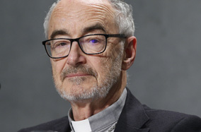 교황청 인간발전부 장관에 체르니 추기경