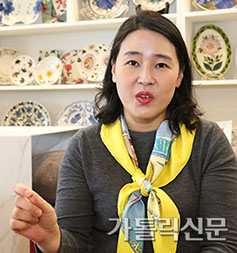 북한 지도체제 연구로 박사학위 받은 황소희씨